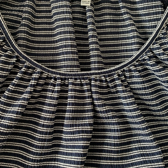 Texture & Thread peasant top - Picture 3 of 4